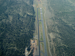 Grand Canyon airport (By J Brew)