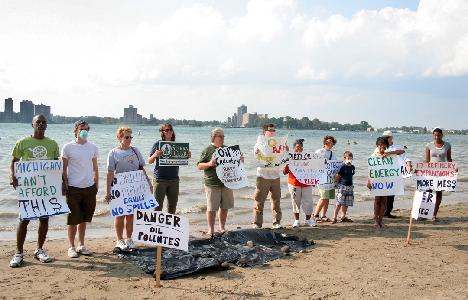 michigan activists saying no to tar sands